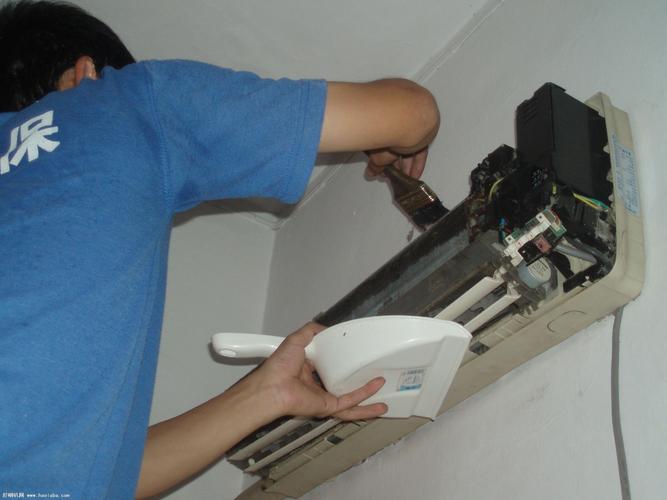 别让等待成为夏天的不速之客_空调维修日期攻略 家庭维修