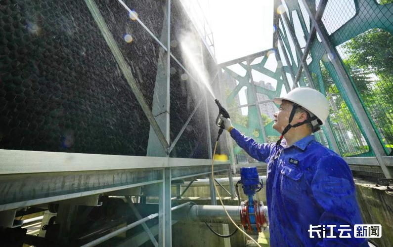 夏季清凉，专业护航_公安专用空调维修保障一线安全 家庭维修