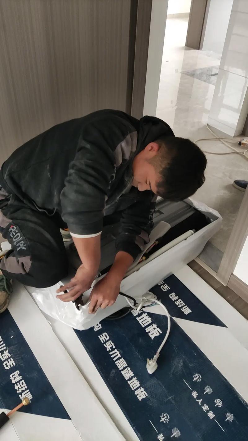 空调维修不求人，“神奇药水”轻松解决故障难题 家庭维修