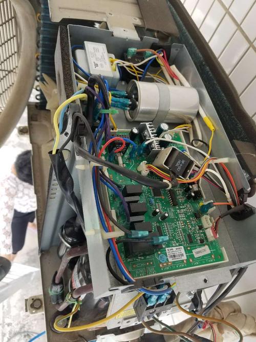 以下是一篇关于茂名水空调维修的文章： 家庭维修