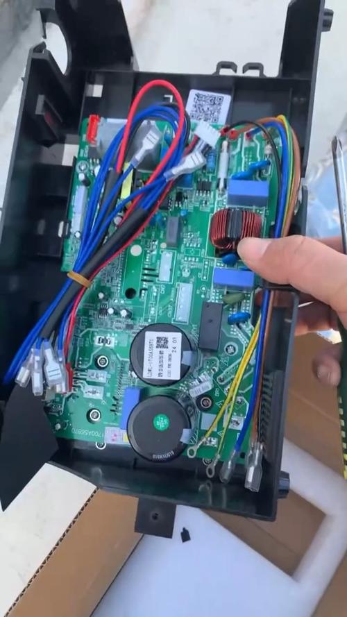 空调主版维修：守护夏日清凉的守护神 家庭维修