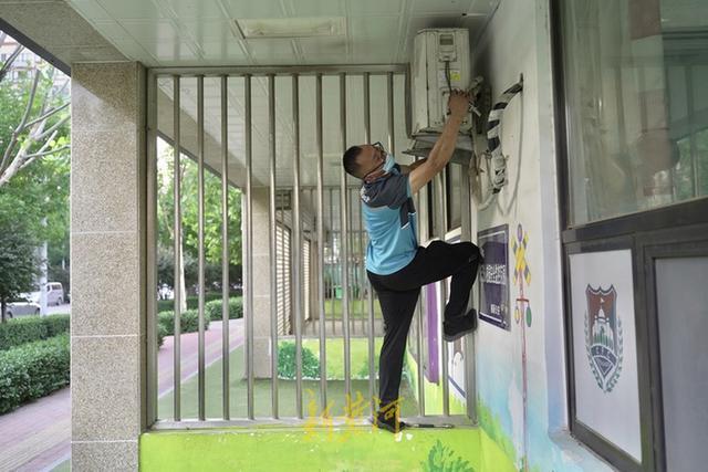 空调维修师：夏日里的清凉守护者 家庭维修