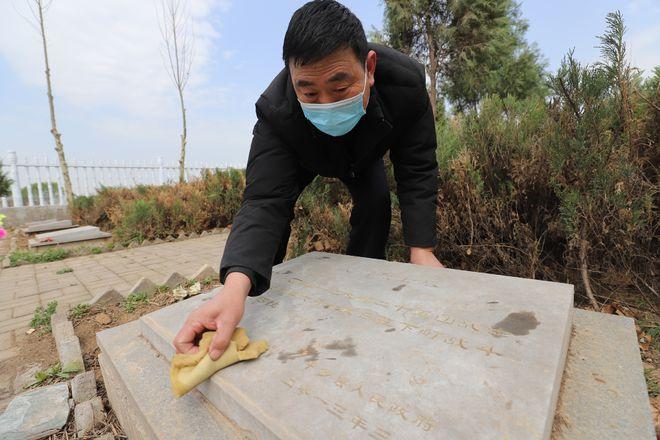 缅怀英烈,守护英魂_烈士墓空调维修记实 家庭维修 缅怀英烈,守护英魂_烈士墓空调维修记实 家庭维修