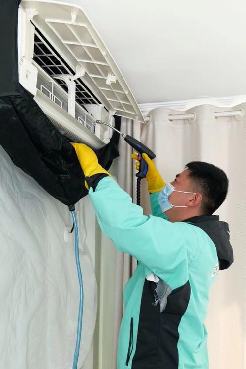 胡师傅的空调维修传奇：匠心独运，守护夏日清凉 家庭维修