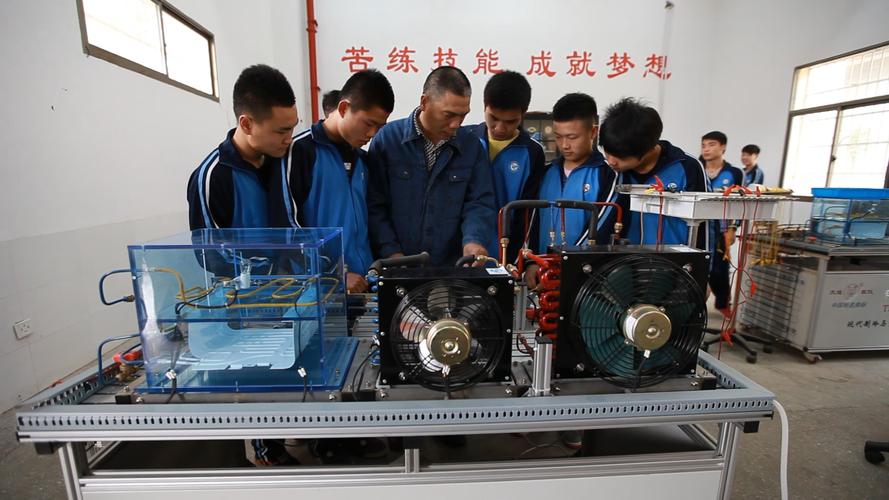 制冷梦想，跨国迁徙：空调维修工的移民之路 家庭维修