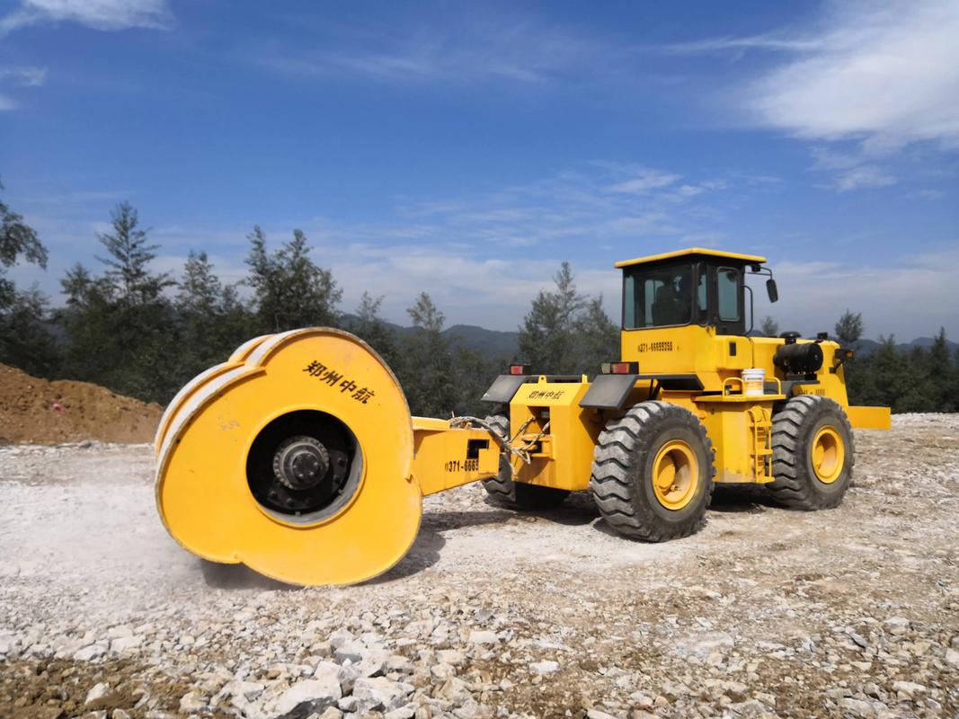 压路机空调维修：保障工程效率的关键一环 家庭维修