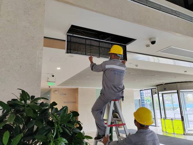 商场空调维修工：守护夏日清凉的幕后英雄 家庭维修