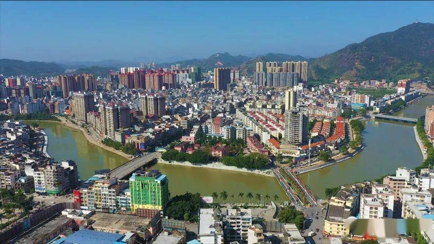 岑溪市：空调维修产业的蓬勃发展 家庭维修