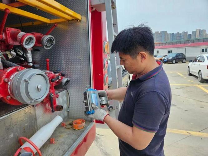 消防车维修空调：守护生命线的“清凉守护者” 家庭维修