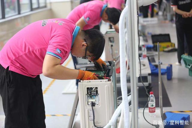 跨国视野下的空调维修工:技术革新与职业挑战 家庭维修 跨国视野下的空调维修工:技术革新与职业挑战 家庭维修